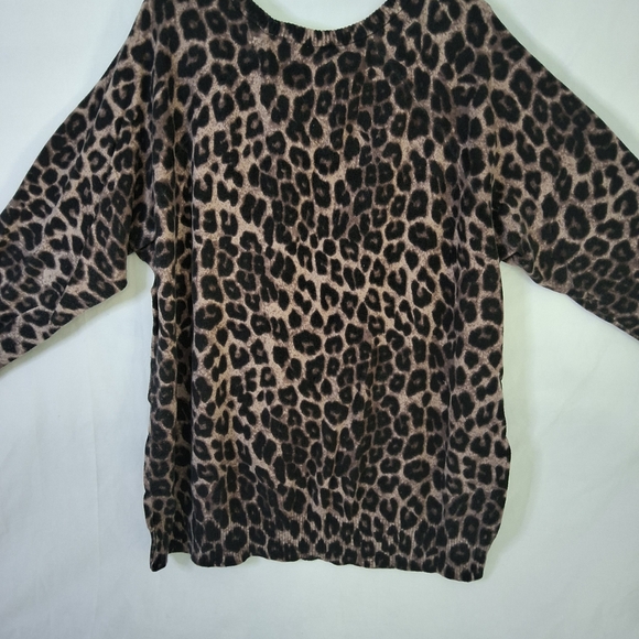 Torrid Leopard Sweater - Picture 4 of 4
